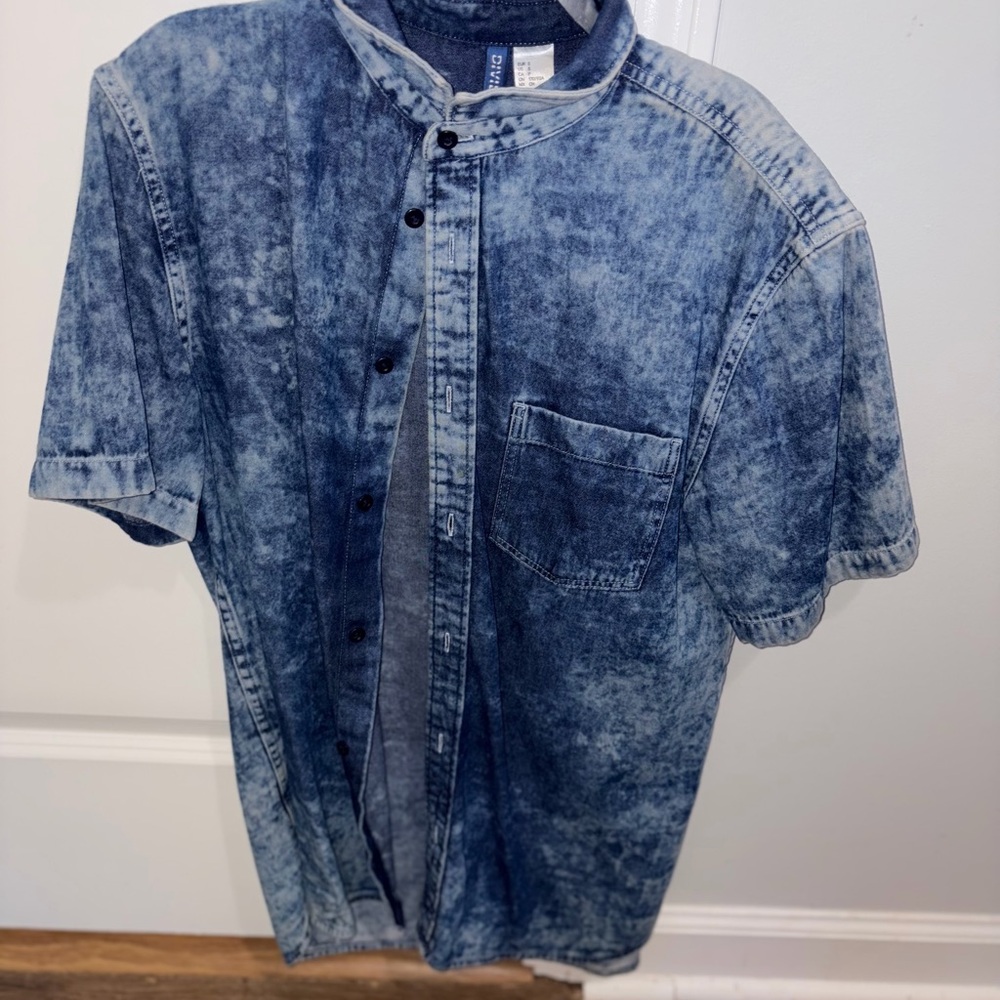 H&M Faded Blue Casual Button Down Shirt